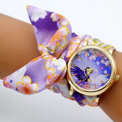 New Woman's Watch Fashion Luxury Ladies Quartz Wristwatch Top Brand Floral Cloth Bracelet Watch Flower Women Watches